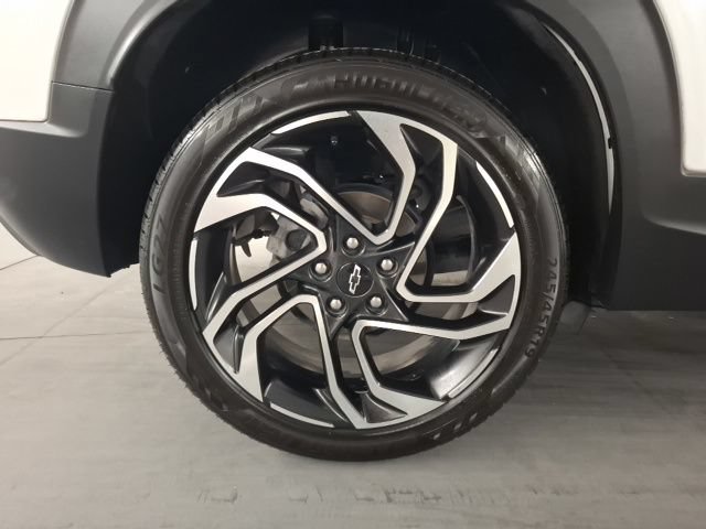 Used 2024 Chevrolet TrailBlazer RS w/ Convenience Package FWD image 9