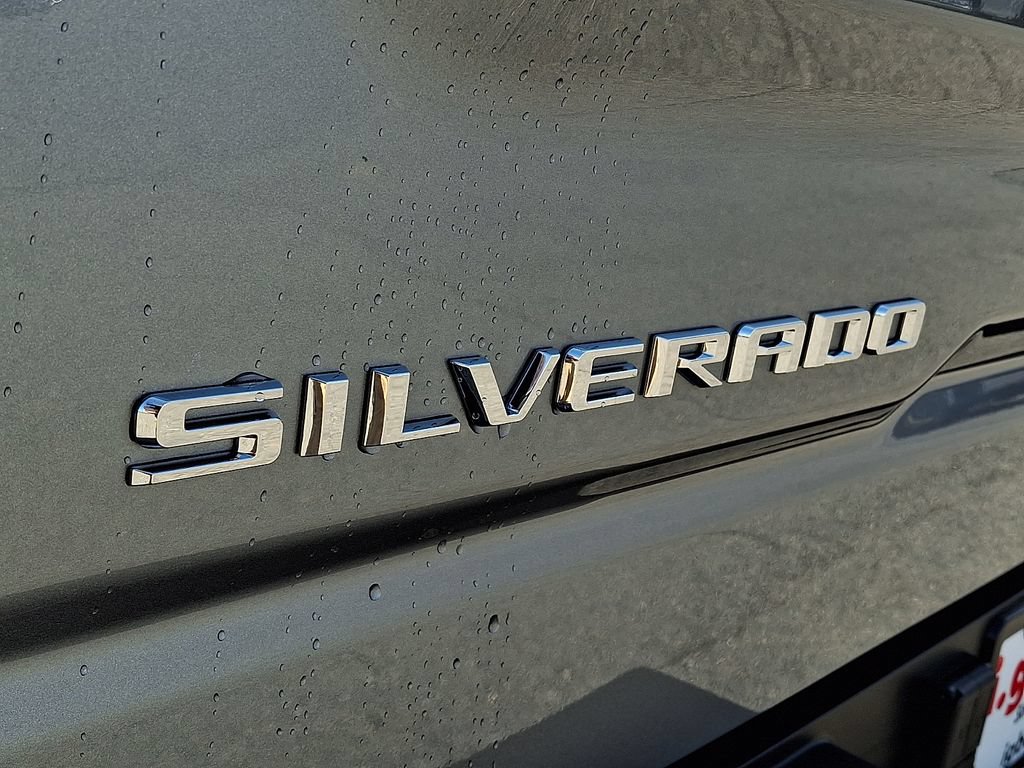 Used 2026 Chevrolet Silverado 1500 LT Trail Boss w/ LT Trail Boss Premium Package AWD/4WD image 33