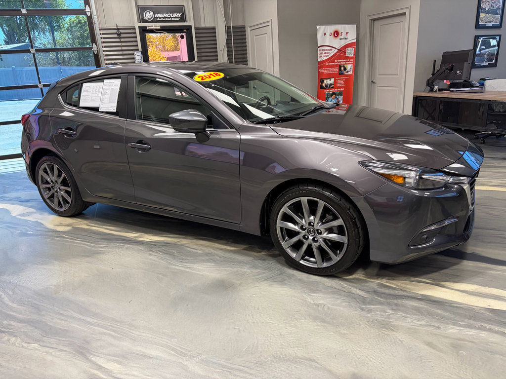 Used 2018 MAZDA MAZDA3 Grand Touring w/ Premium Equipment Package image 30