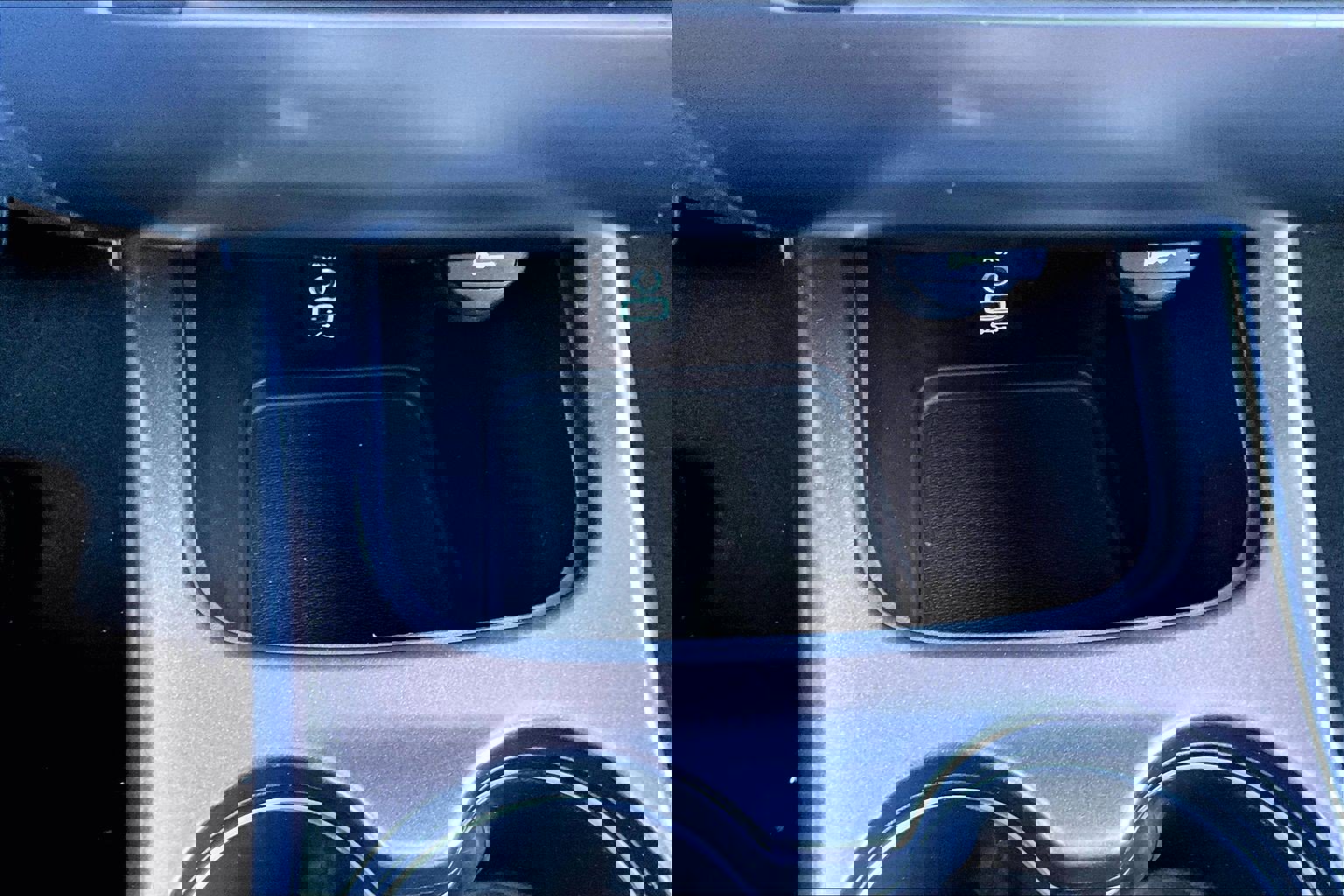 Used 2018 Dodge Journey SE w/ Popular Equipment Group image 16