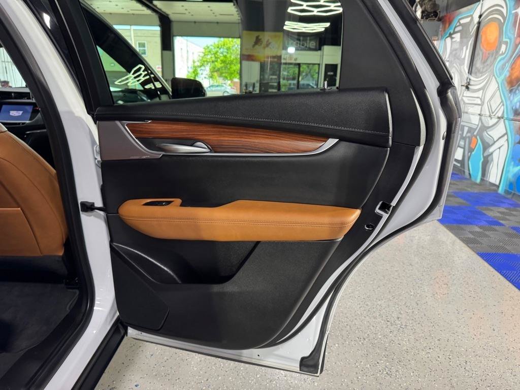 Used 2023 Cadillac XT5 Premium Luxury w/ LPO, Floor Liner Package AWD/4WD image 15