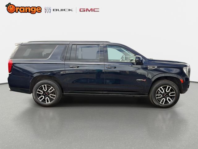 Used 2022 GMC Yukon XL AT4 w/ Technology Package image 2