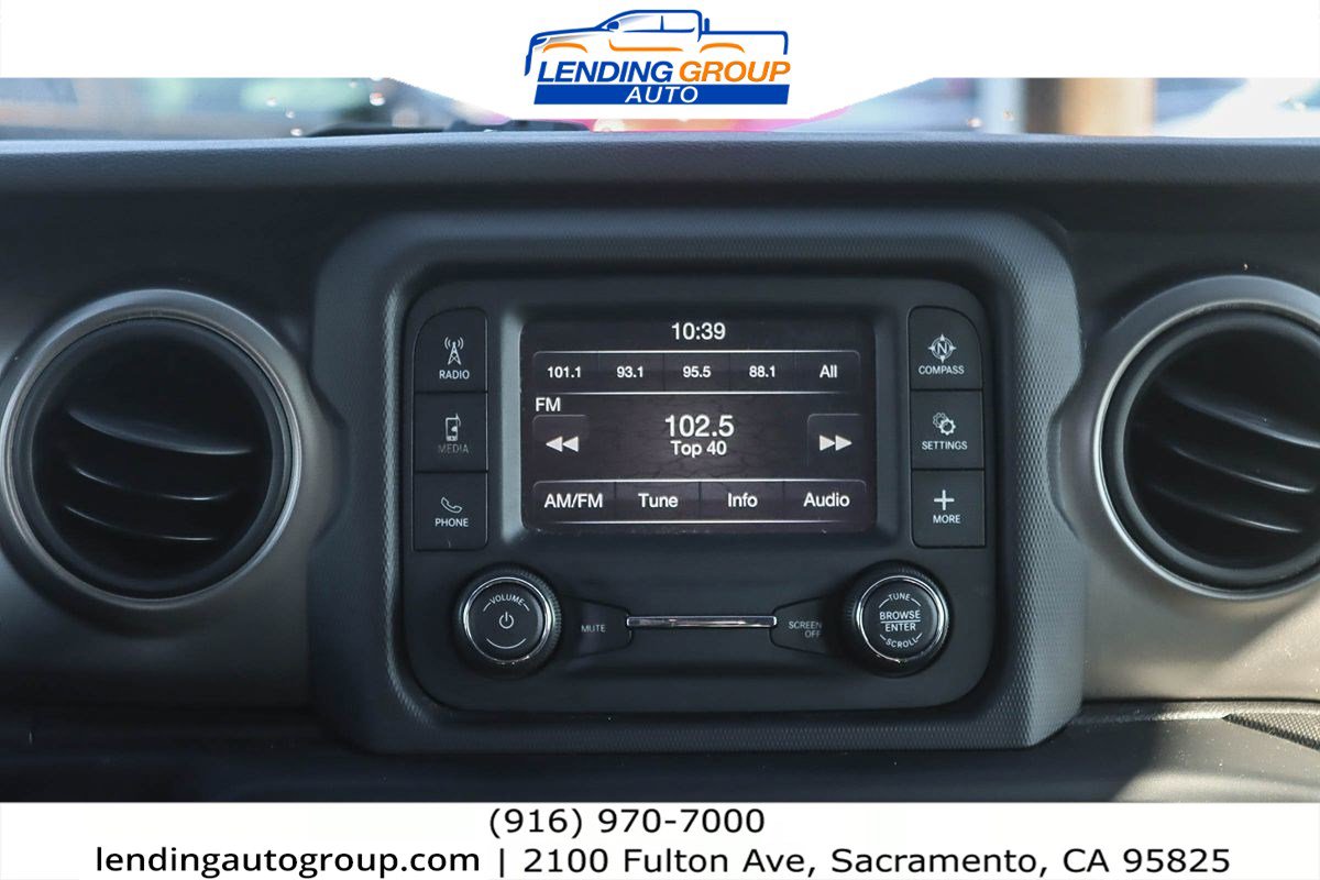 Used 2018 Jeep Wrangler Unlimited Sport image 13