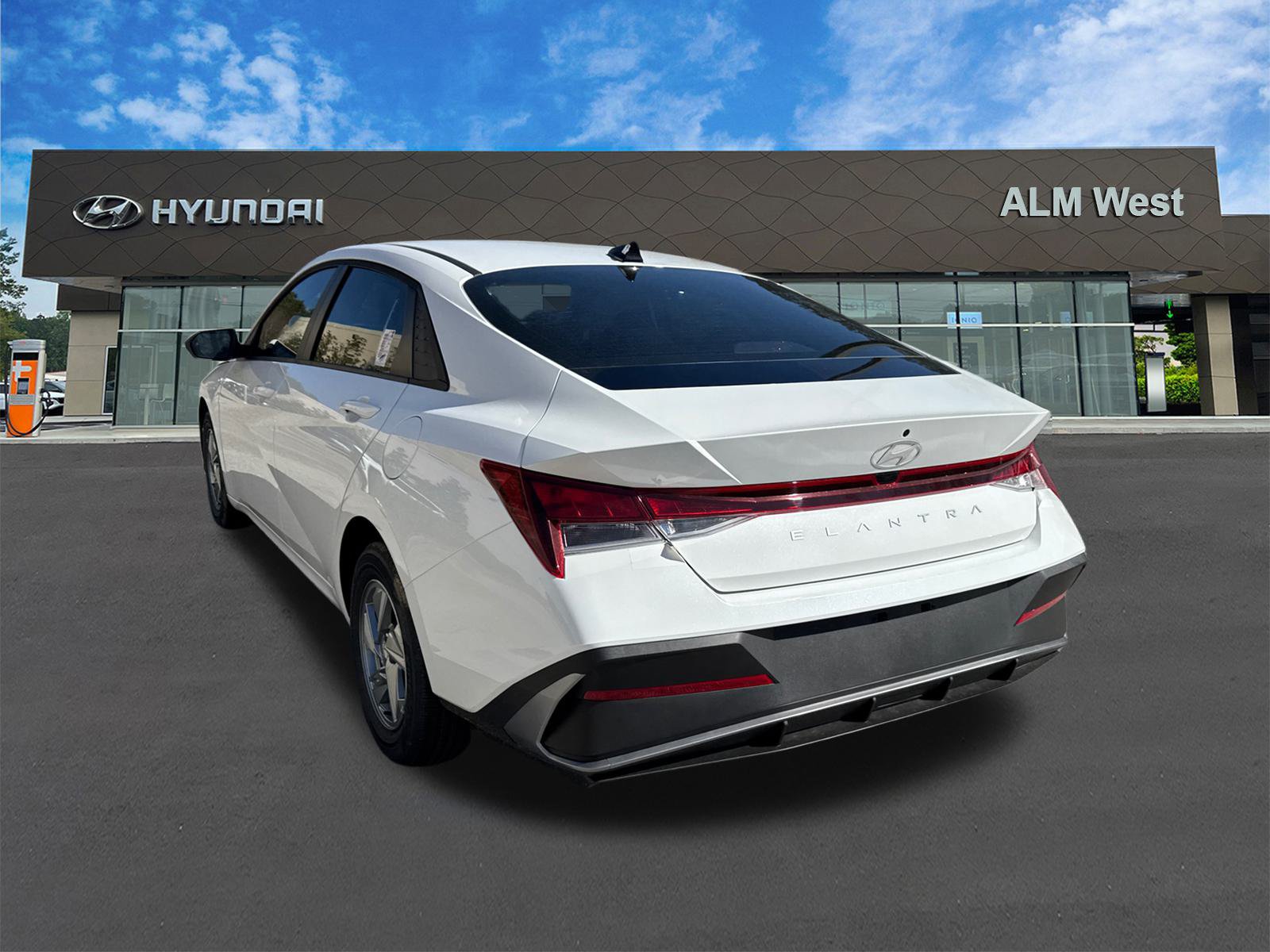 New 2026 Hyundai Elantra SE FWD image 8