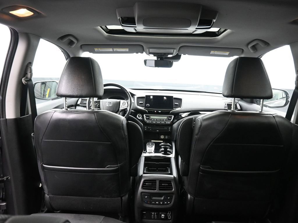 Used 2019 Honda Pilot Elite image 46
