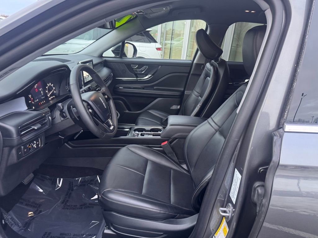 Certified 2022 Lincoln Corsair AWD w/ Equipment Group 101A image 10