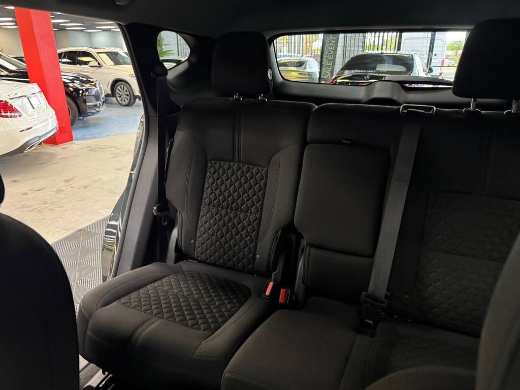 Used 2019 Chevrolet Blazer LT FWD image 38