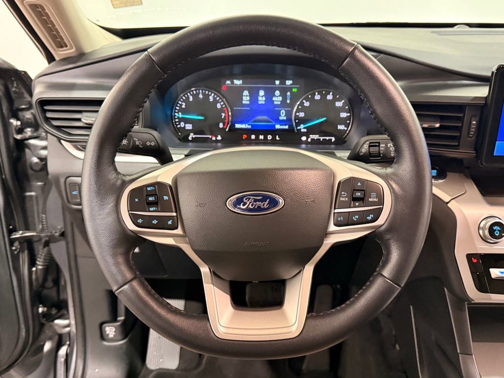 Used 2022 Ford Explorer XLT AWD/4WD image 20