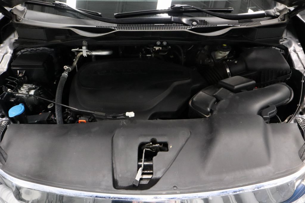Used 2024 Honda Odyssey Touring image 17