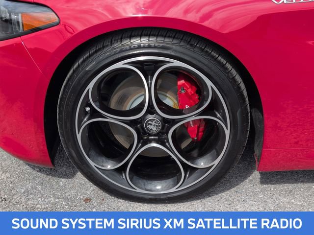 Used 2024 Alfa Romeo Giulia Veloce image 11