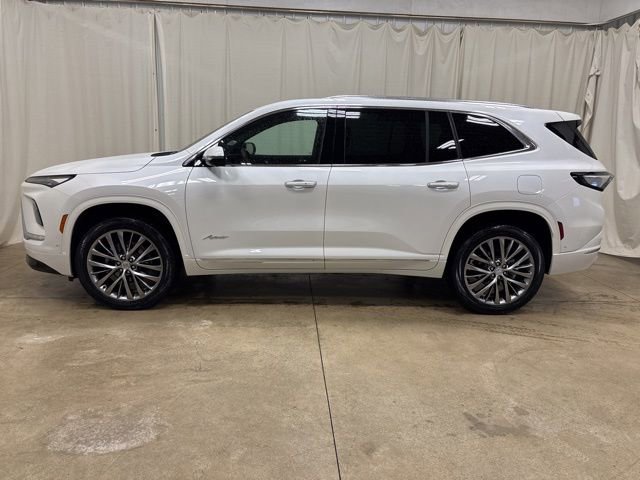 Used 2025 Buick Enclave Avenir w/ Super Cruise Package AWD/4WD image 7