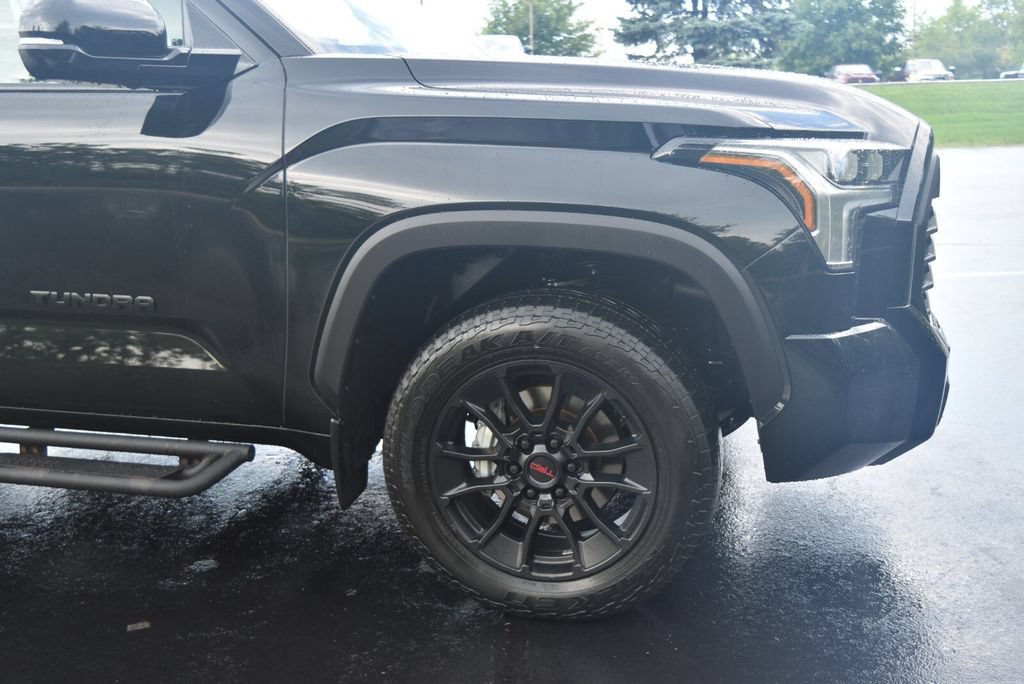 Used 2025 Toyota Tundra Limited w/ TRD Off-Road Package AWD/4WD image 4