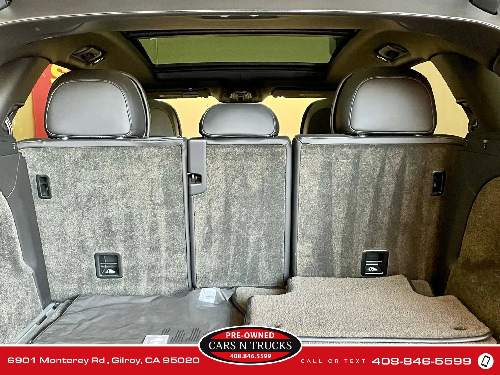 Used 2017 Bentley Bentayga image 17