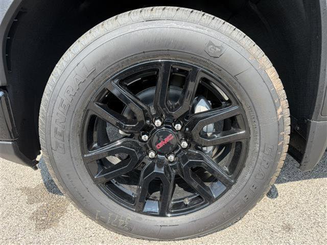 New 2026 GMC Sierra 1500 Elevation image 6