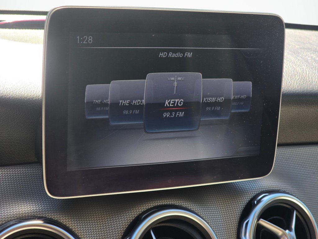 Used 2019 Mercedes-Benz GLA 250 image 14