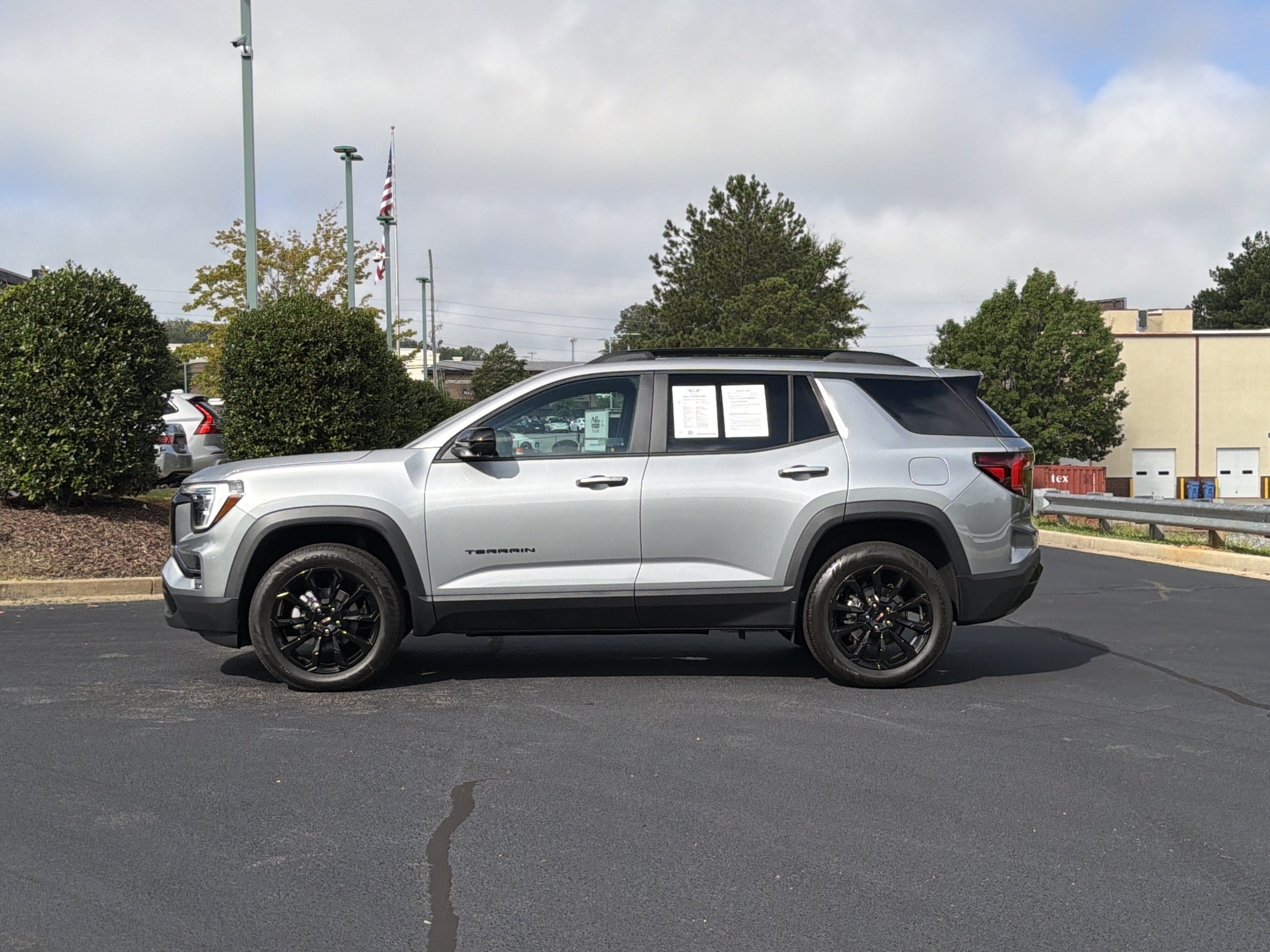 Used 2027 GMC Terrain Elevation w/ Elevation Premium Package AWD/4WD image 14