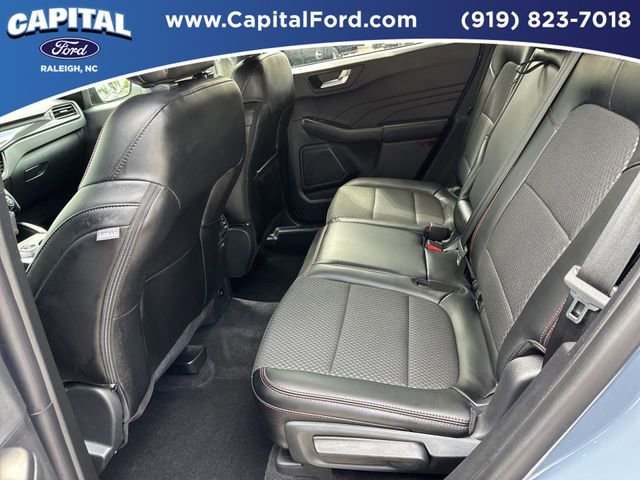 Certified 2024 Ford Escape ST-Line w/ Tech Pack #1 AWD/4WD image 18