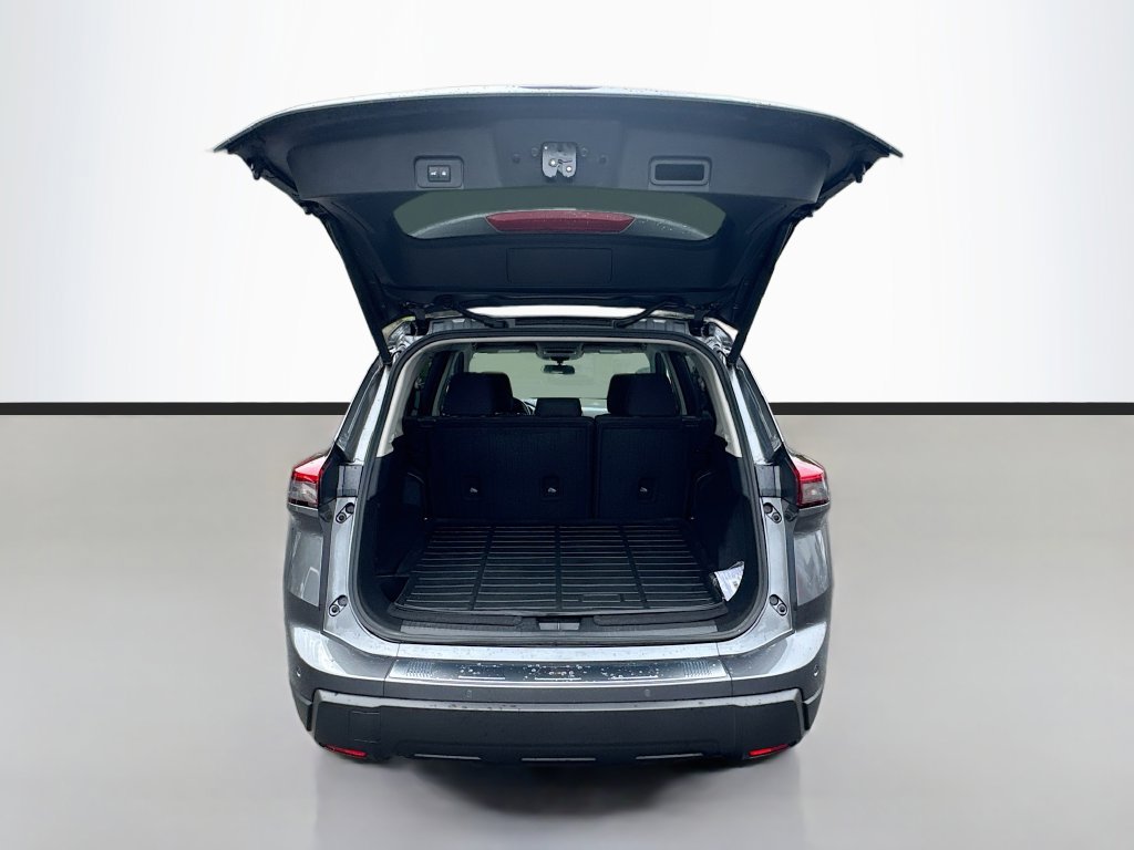 Used 2026 Nissan Rogue SV FWD image 27