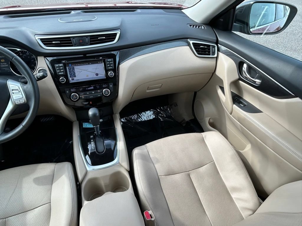 Used 2016 Nissan Rogue SL w/ SL Premium Package FWD image 11