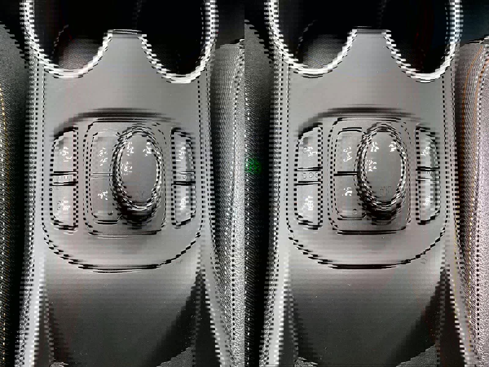 Used 2021 GMC Terrain SLT w/ Infotainment Package II image 38