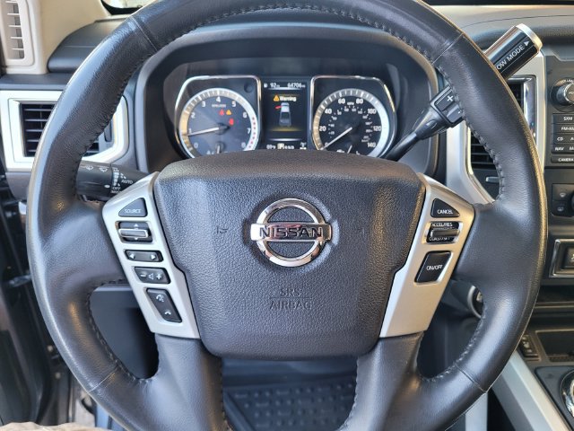 Used 2018 Nissan Titan SV w/ SV Convenience Package AWD/4WD image 28