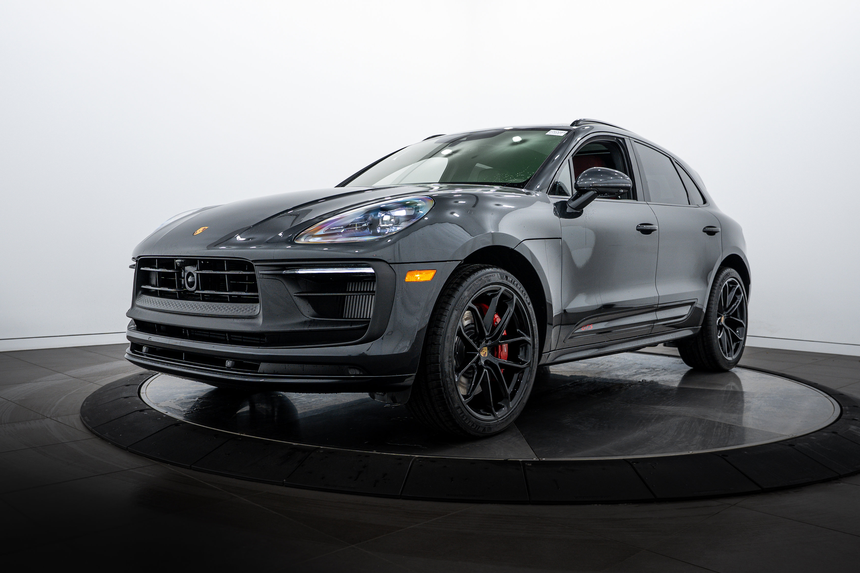 New 2026 Porsche Macan GTS image 1