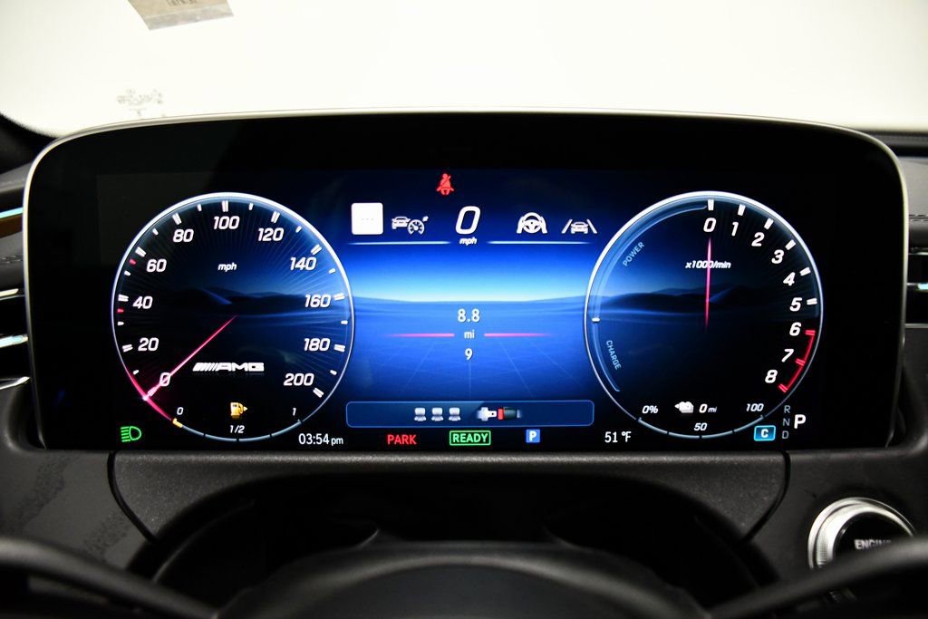 New 2026 Mercedes-Benz E 53 AMG e 4MATIC Sedan image 10