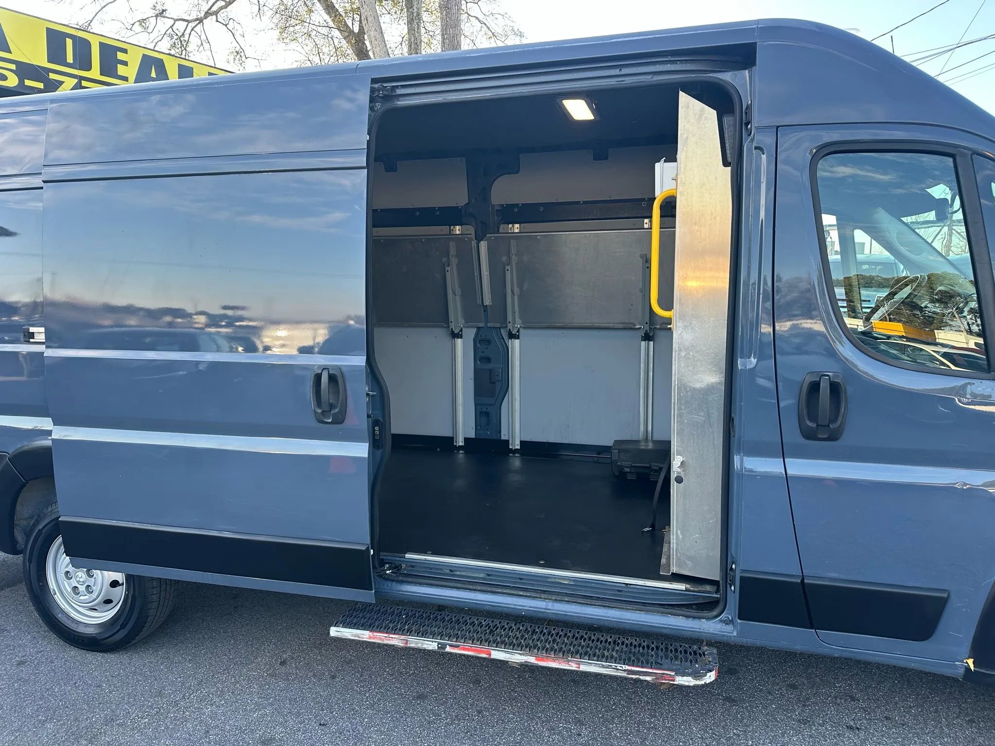 Used 2021 RAM ProMaster 3500 image 14