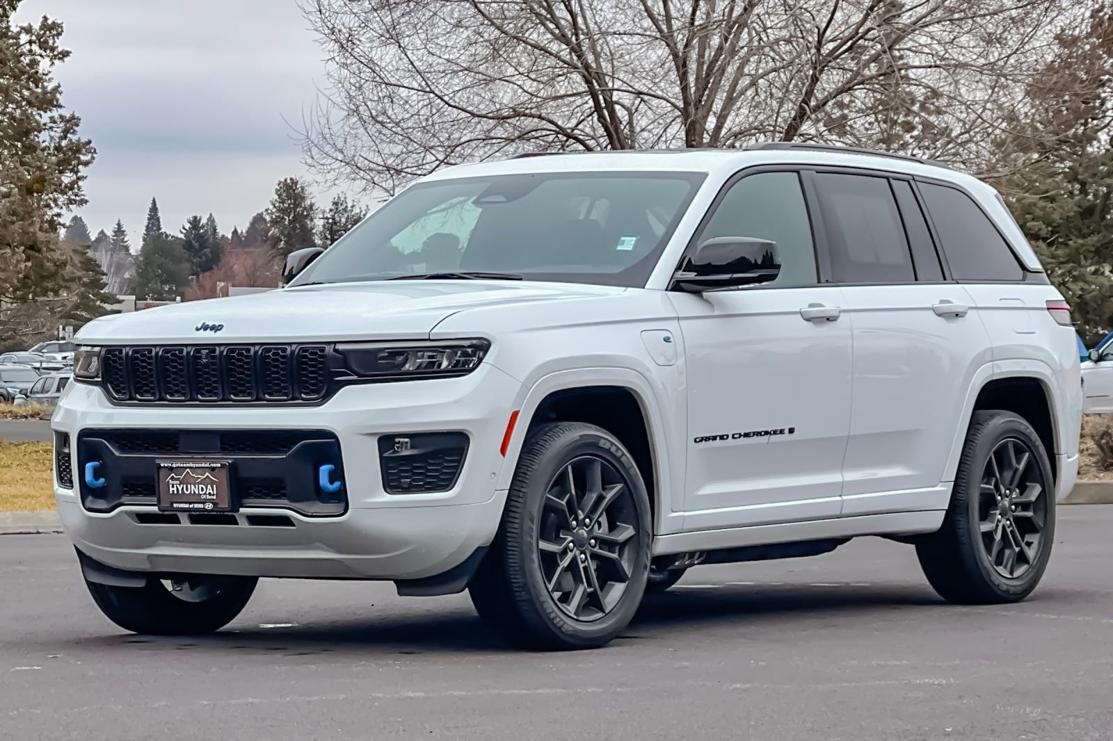 Used 2025 Jeep Grand Cherokee Limited 4xe image 9