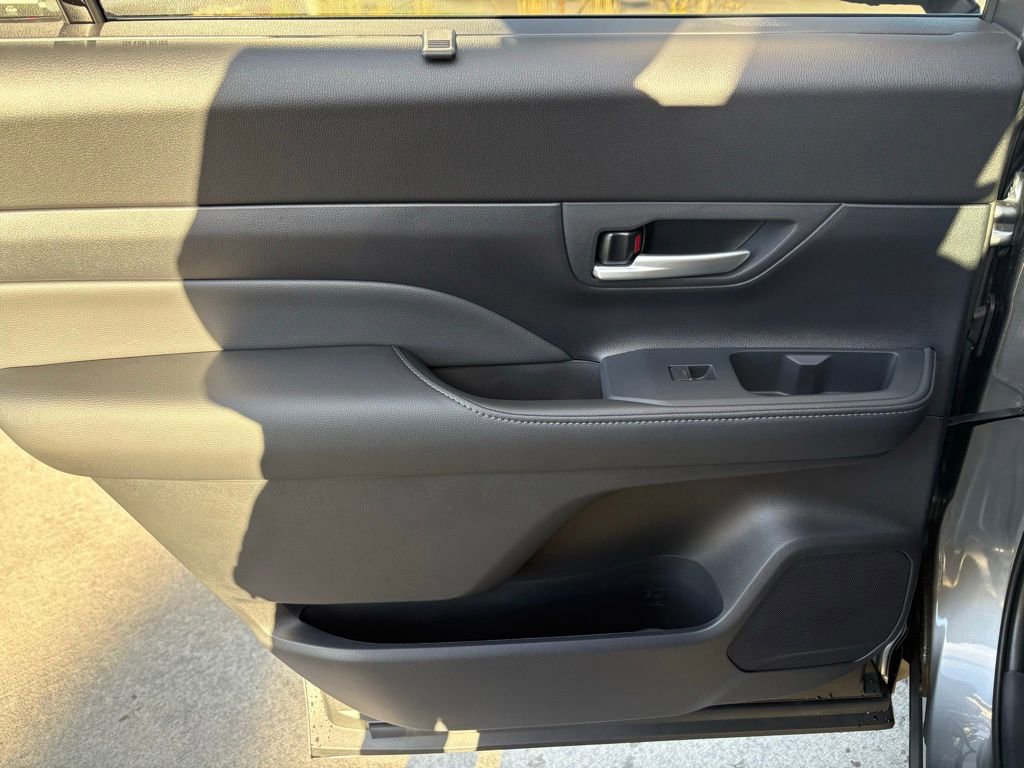 Used 2026 Toyota Grand Highlander Limited image 24