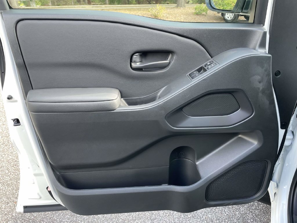 New 2027 Nissan Frontier S RWD image 11