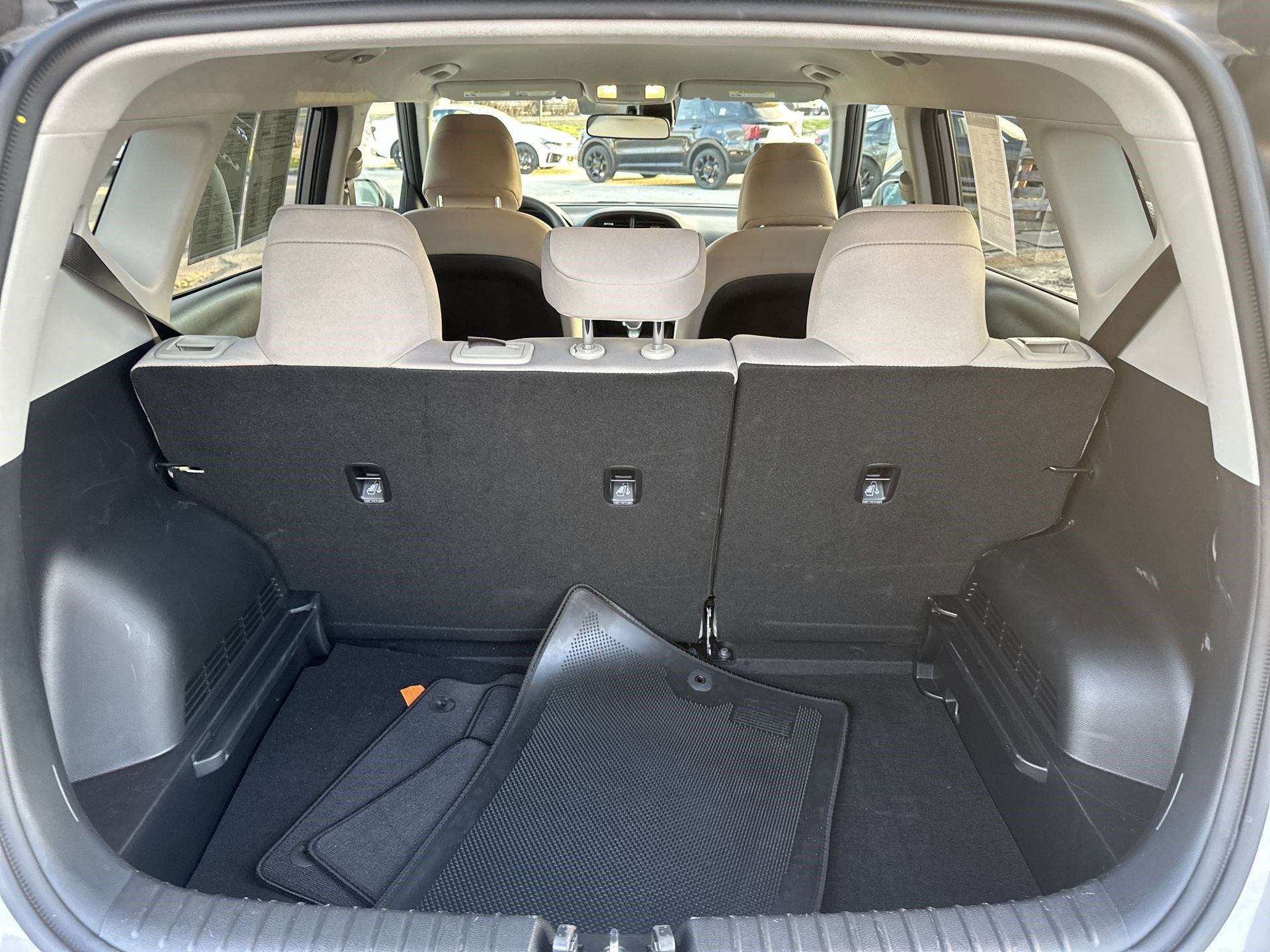 Certified 2025 Kia Soul LX FWD image 23