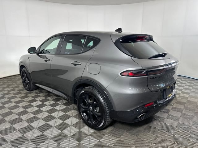 Used 2024 Dodge Hornet R/T w/ R/T Blacktop Package image 5