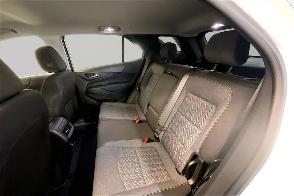 Used 2024 Chevrolet Equinox LT FWD image 23