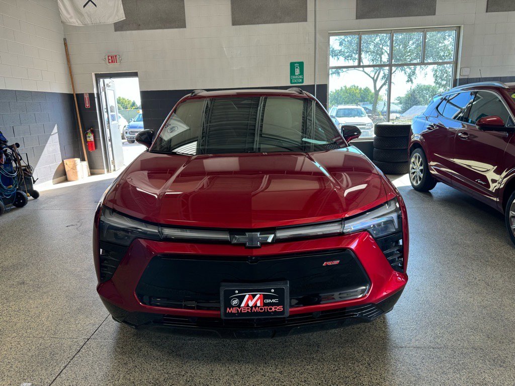 Used 2024 Chevrolet Blazer EV RS image 2
