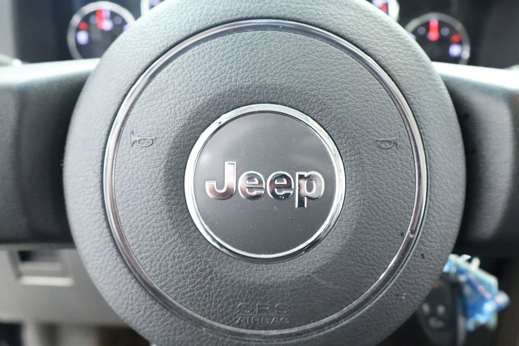 Used 2012 Jeep Liberty Sport AWD/4WD image 31
