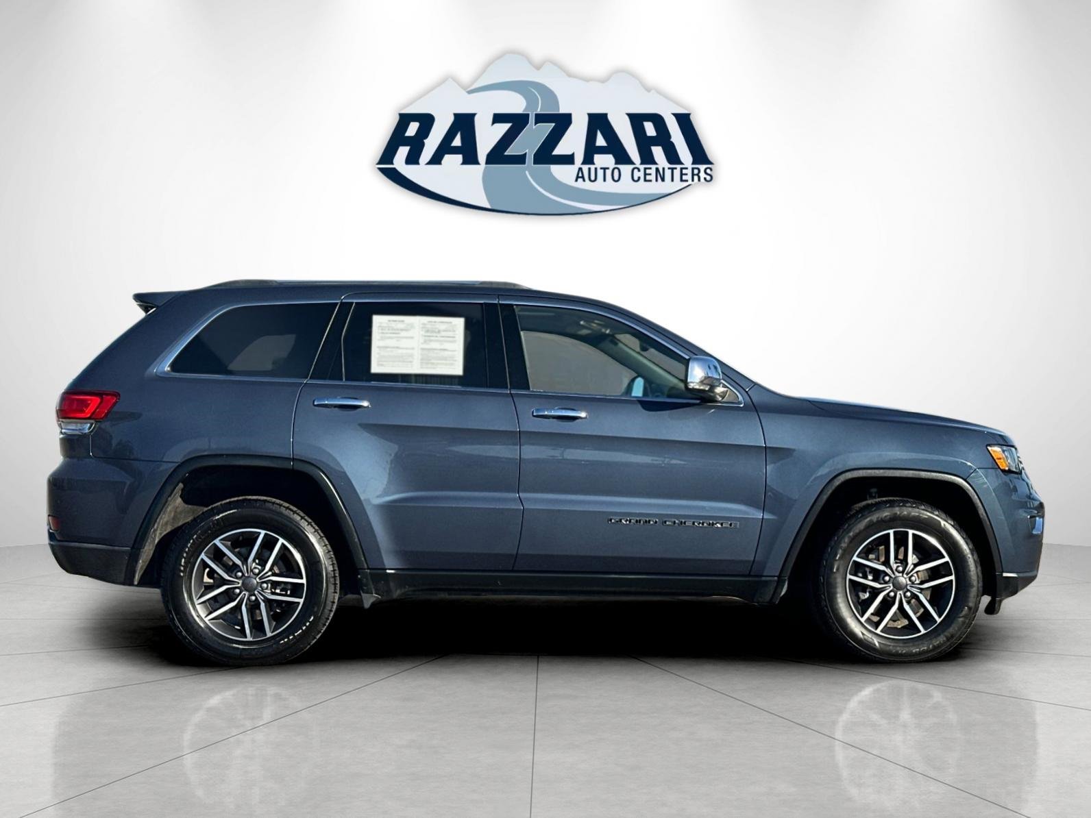 Used 2021 Jeep Grand Cherokee Limited image 2
