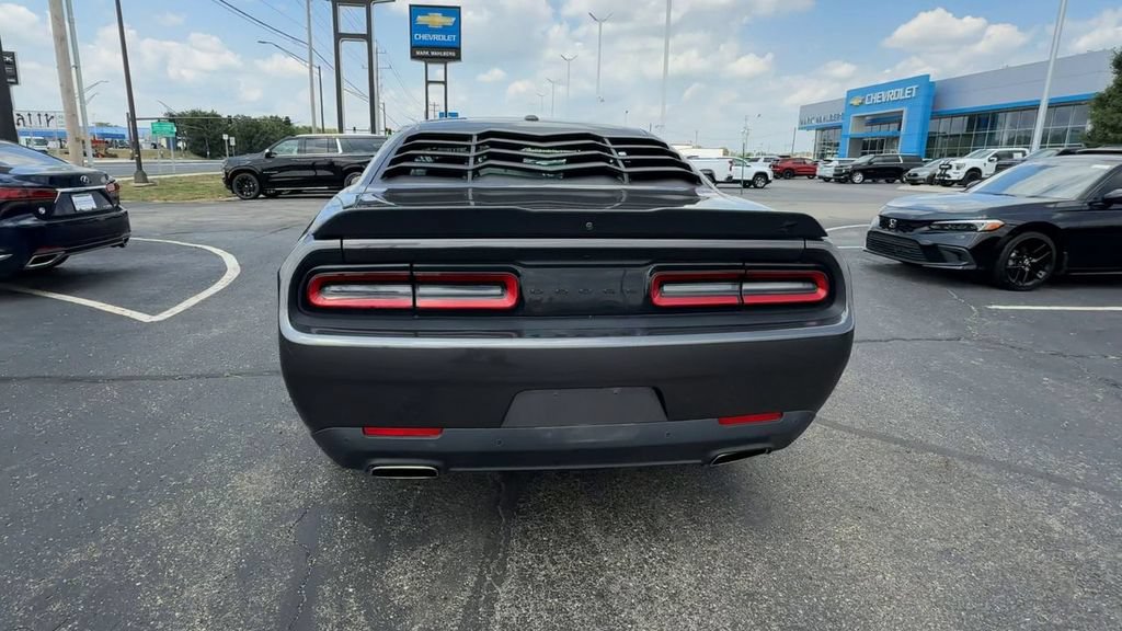 Used 2020 Dodge Challenger GT w/ Blacktop Package AWD/4WD image 7