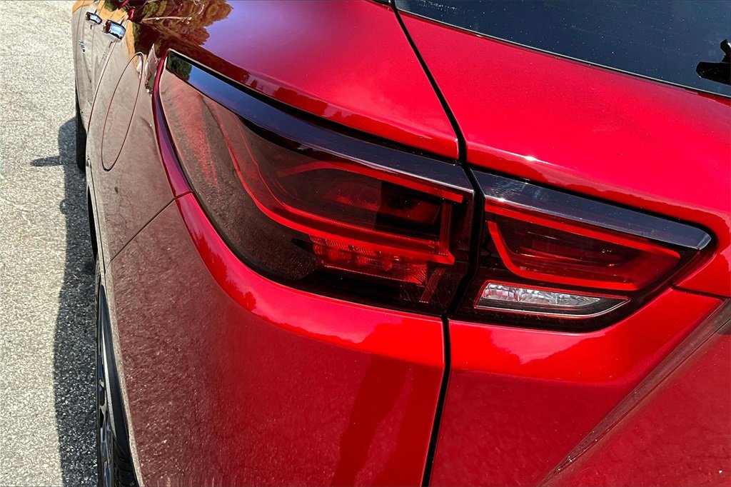 Certified 2023 Chevrolet Blazer Premier w/ Enhanced Convenience Package image 21