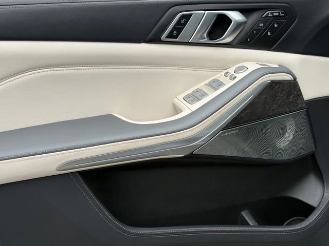 Certified 2023 BMW X7 M60i w/ Executive Package AWD/4WD image 18