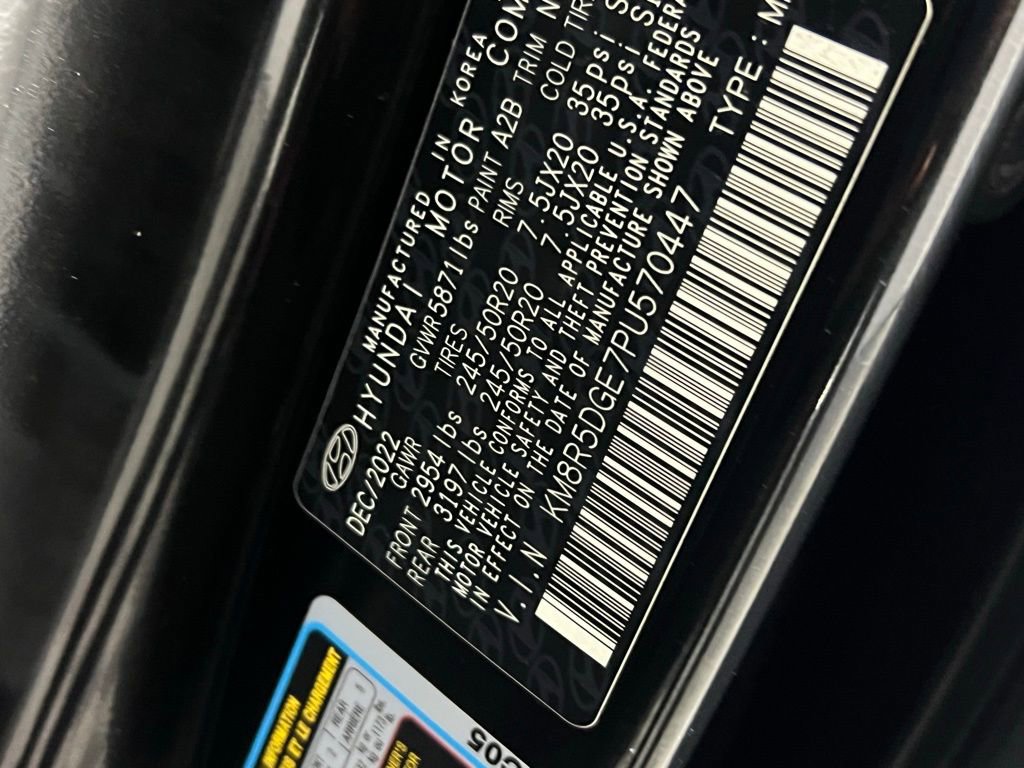 Used 2023 Hyundai Palisade Limited w/ Winter Package image 39