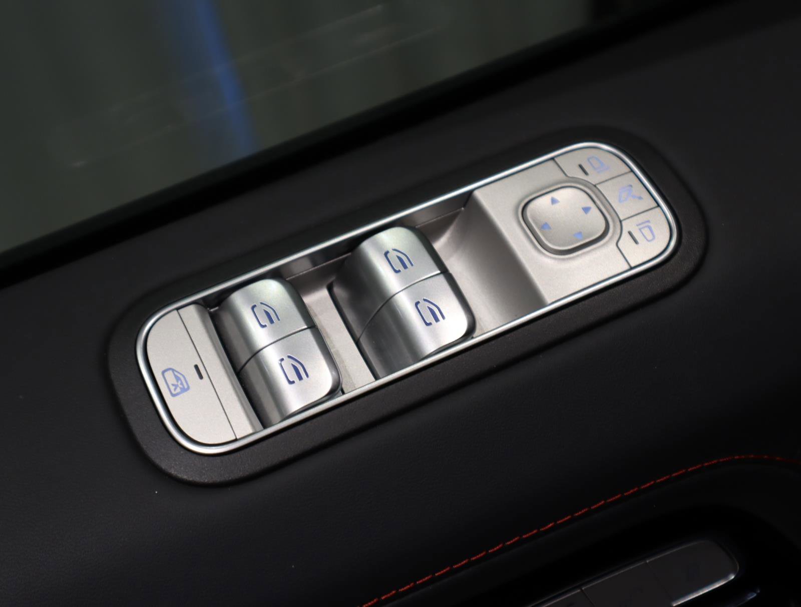 Used 2024 Mercedes-Benz G 63 AMG 4MATIC image 28