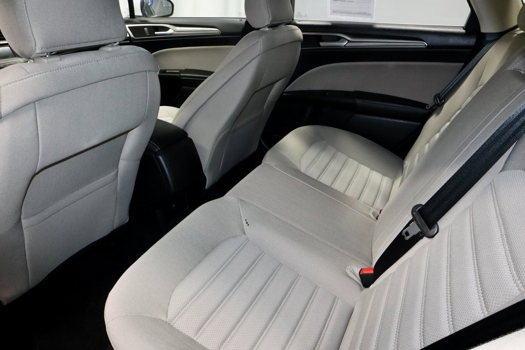 Used 2018 Ford Fusion S image 20