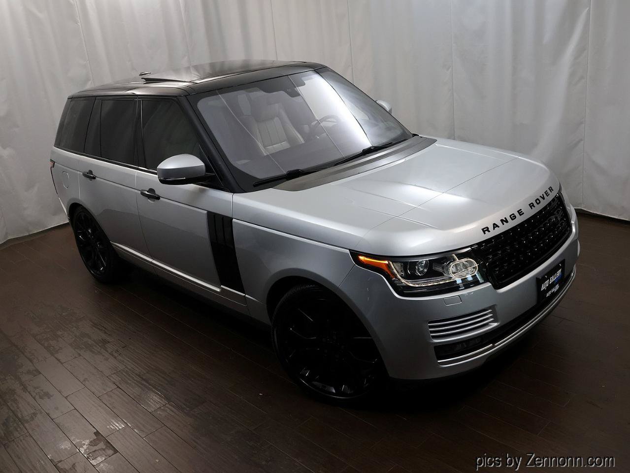 Used 2016 Land Rover Range Rover Supercharged AWD/4WD image 7