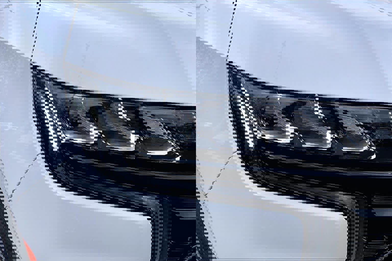 Used 2023 Chevrolet Suburban Z71 w/ Luxury Package image 26