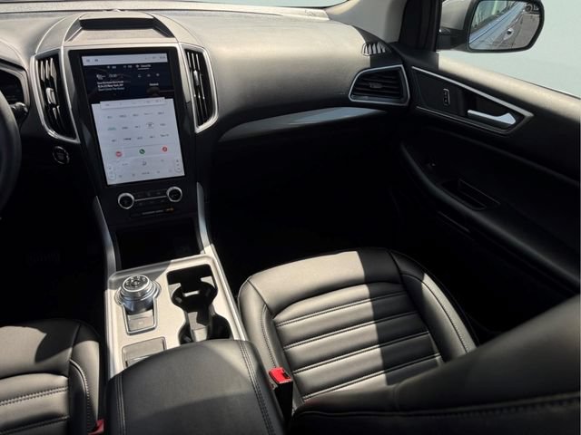 Used 2024 Ford Edge SEL w/ Convenience Package AWD/4WD image 9