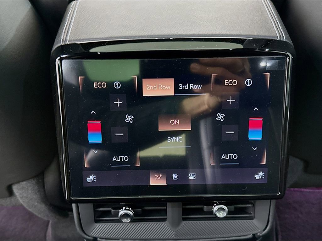 New 2026 Cadillac Vistiq Sport image 27