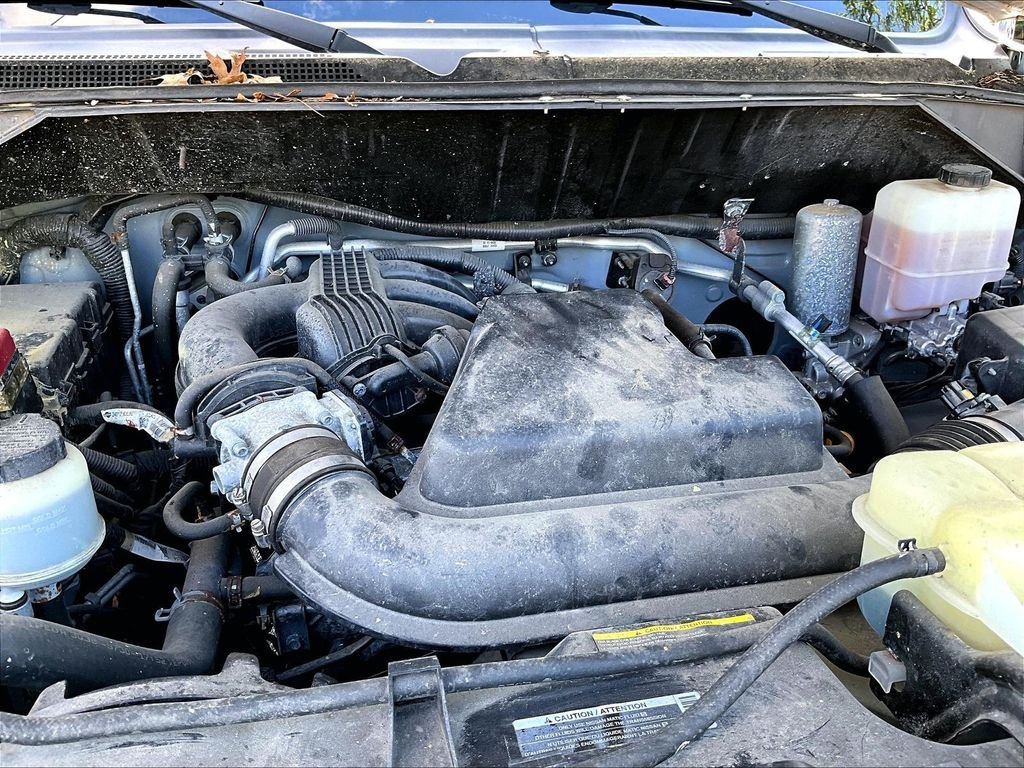 Used 2019 Nissan NV 3500 SV w/ Navigation Package RWD image 27