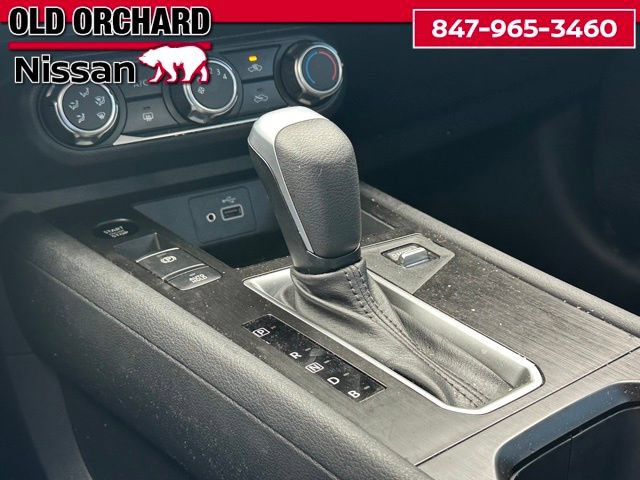 Used 2025 Nissan Kicks S FWD image 13