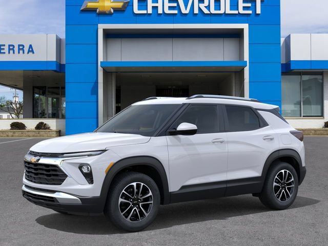 New 2026 Chevrolet TrailBlazer LT w/ Driver Confidence Package AWD/4WD image 2